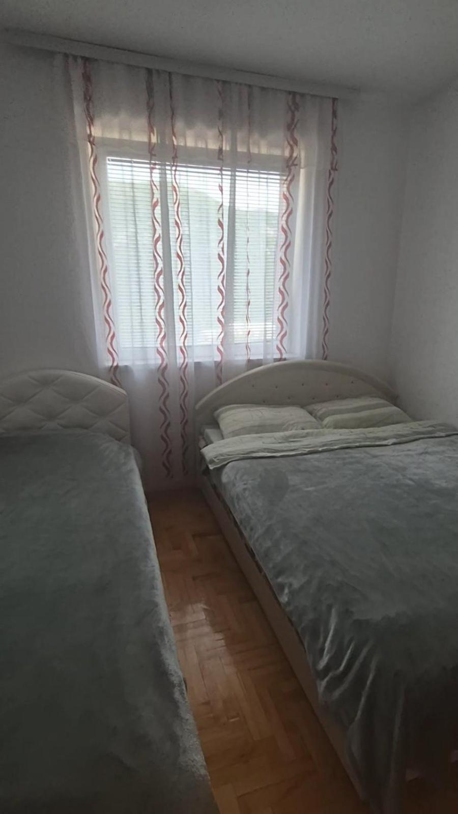 Apartman Bujisic ปลูชิเน ภายนอก รูปภาพ